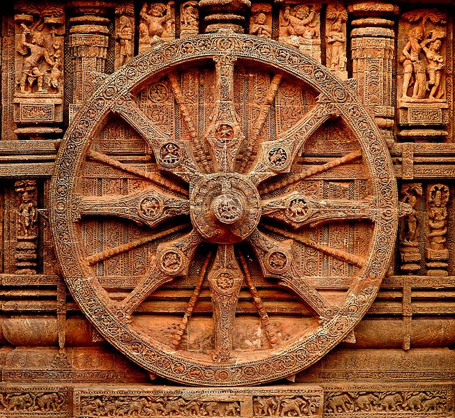 File:Sclupture. Wheel. Konark Sun Temple.jpg
