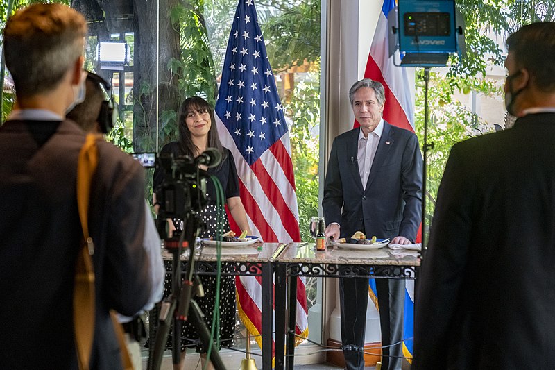 File:Secretary Blinken Makes Gallo Pinto (51224860866).jpg