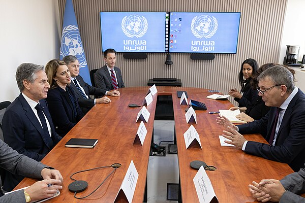 UNRWA Commissioner-General Philippe Lazzarini with US Secretary Antony Blinken in Amman, Jordan, 4 November 2023