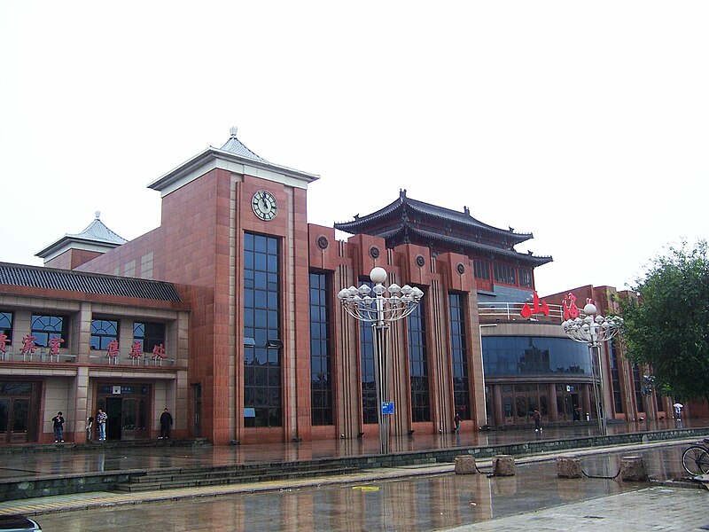 File:Shanhaiguan Railway Station 2010-09.JPG