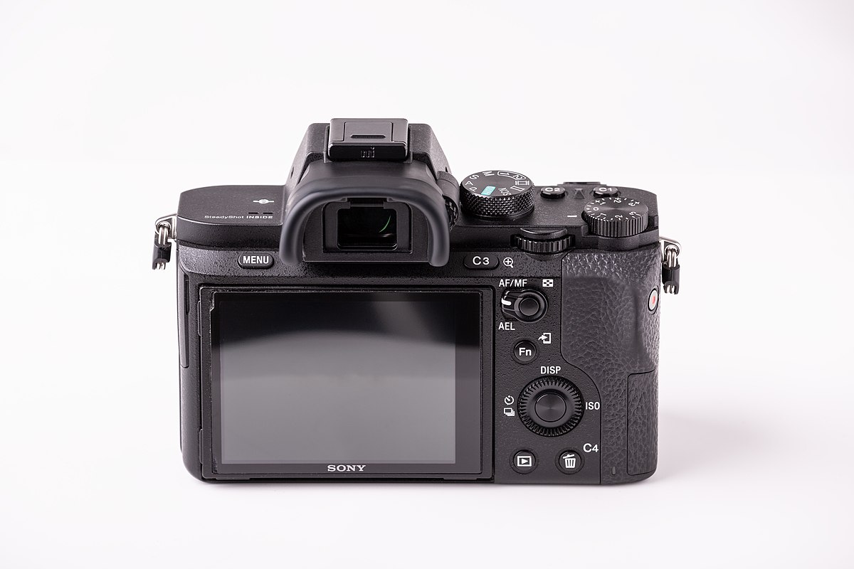 File:Sony A7II (ILCE-7M2) - rear view.jpg - Wikimedia Commons