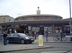 Southgate (metrostation)