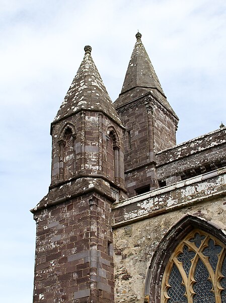 File:St David's Cathedral 9 (35563897255).jpg