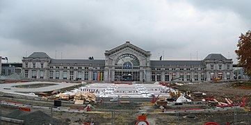 Charleroi-Central, terminus de la relation S19.