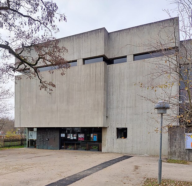 File:Stuttgart-Fasanenhof, Bonhoefferkirche (03).jpg