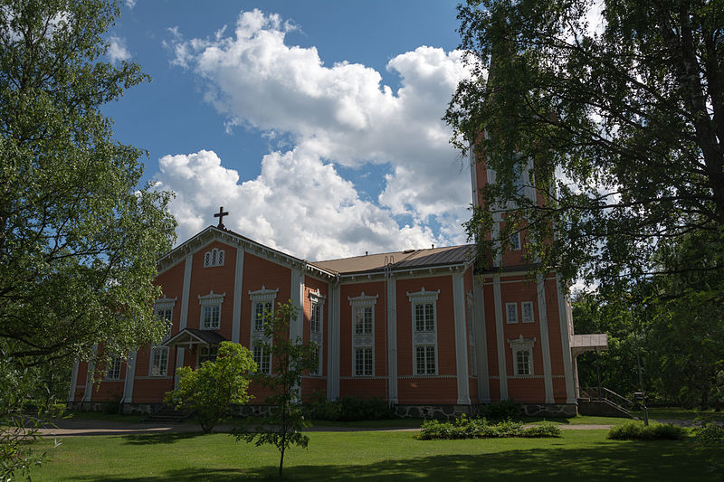 File:Suonenjoen kirkko.jpg