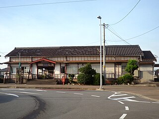 <span class="mw-page-title-main">Tamaru Station</span> Railway station in Tamaki, Mie Prefecture, Japan