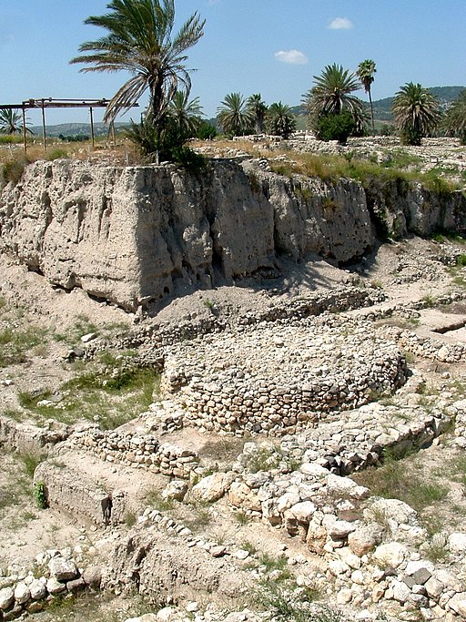 Tell Megiddo - 4.2006 -36