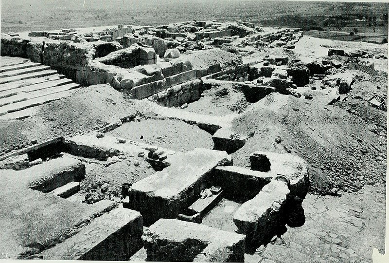 File:The palaces of Crete and their builders (1907) (14779891944).jpg