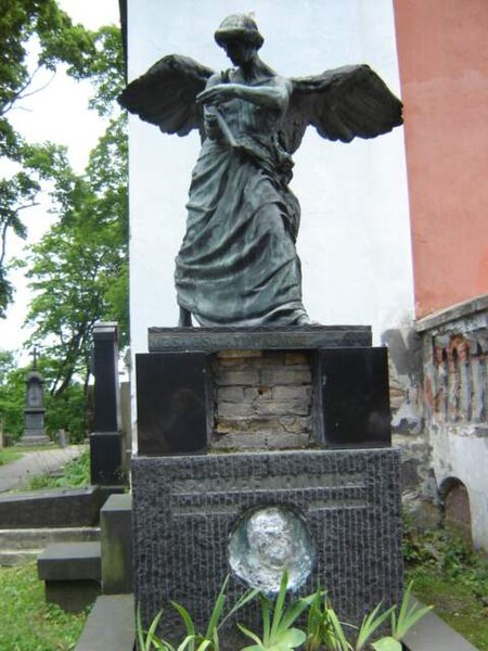 File:Tomb of Juozapas Montvila in Vilnius Rasos cemetery.jpg