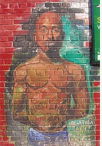 Tupac graffiti New York.jpg