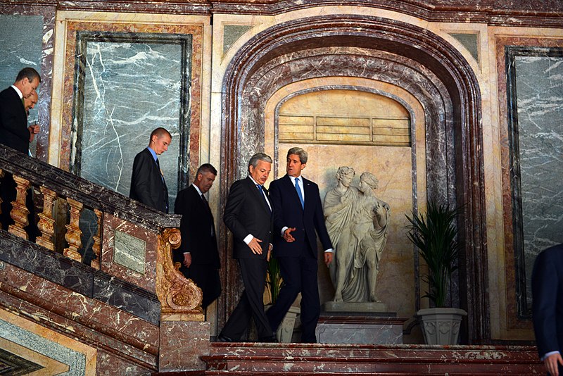 File:U.S. Secretary of State John Kerry walks with Belgian Foreign Minister Didier Reynders at Egmont Palace in Brussels, Belgium, on April 24, 2013.jpg