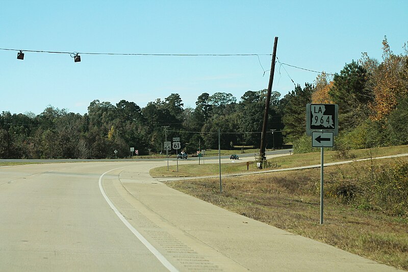 File:US61nRoad-LA964sign (28676966321).jpg