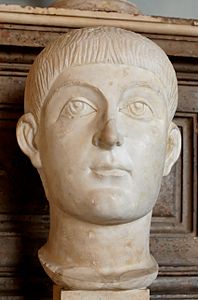 Buste d'Honorius (r. 393-423).
