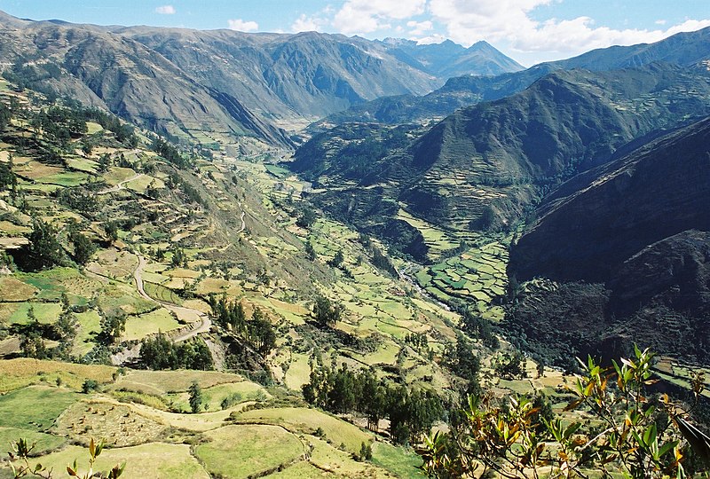 File:Valle de Pativilca.JPG