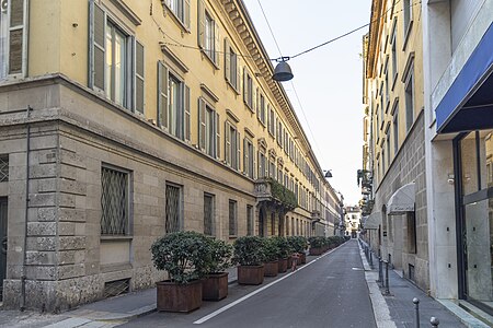 Via Gesù