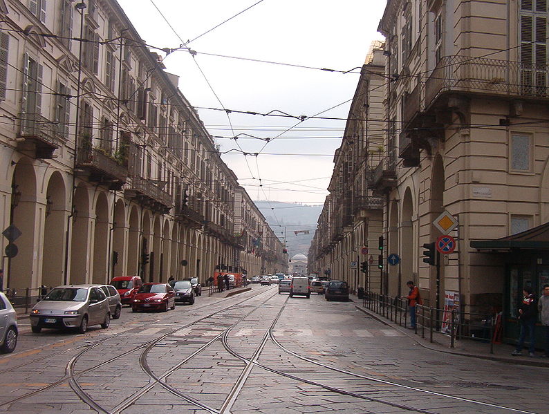 File:Via Po Torino.JPG