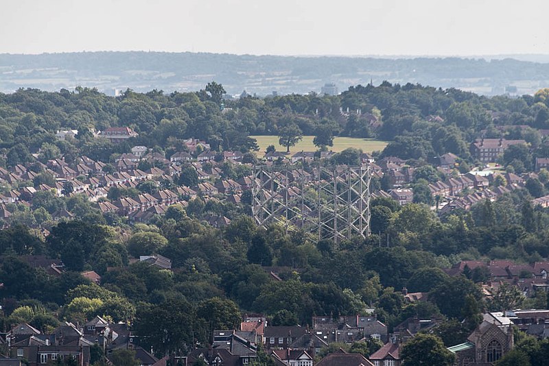 File:View from John the Baptist Church, Barnet - geograph.org.uk - 4122106.jpg