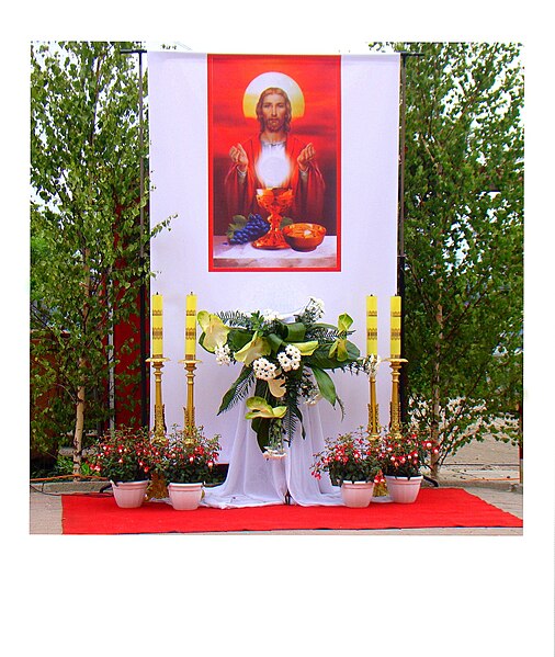 File:Wayside shrine.jpg