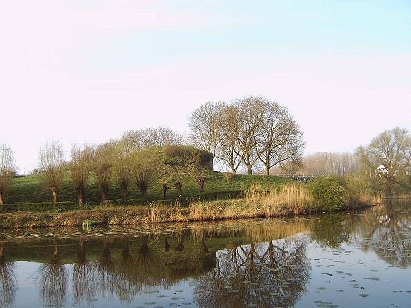 File:Werk op de Spoorweg.jpg