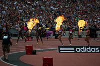 2013年女子200mはアリソン・フェリックス（左端）が22秒41の記録で優勝した