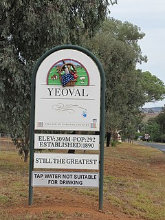 <span class="mw-page-title-main">Yeoval, New South Wales</span> Town in New South Wales, Australia