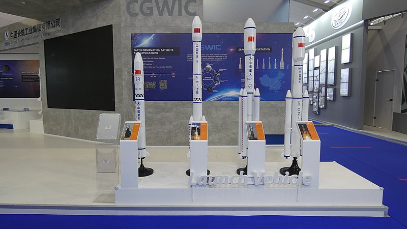 Launch vehicles model series on MAKS-2021 airshow