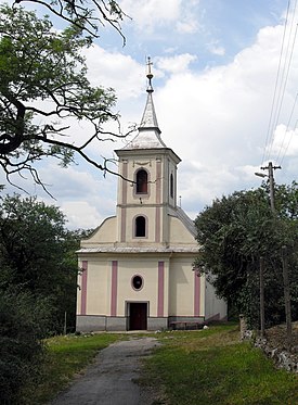 Žarnov, Kostol Najsvätejsej Trojice.jpg
