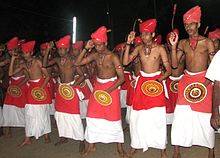A velakali performance at Chirakkadavu Sree Mahadeva Temple. veelklli.jpg
