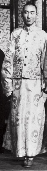 File:10th Panchen Lama, Lobsang Trinley Lhundrub Chokyi Gyaltsen (born 19 February 1938 – died 28 January 1989) in Beijing, 1954 (cropped).jpg