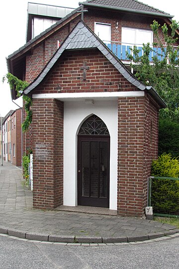 File:12 Antoniuskapelle, Herrenshoffer Straße 34 (Korschenbroich).jpg