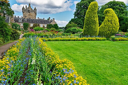 1380 wird Cawdor Castle zum ersten mal in einer Urkunde erwhnt. 21