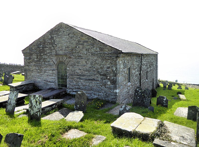 File:13 century Llangelynnin Church, Gwynedd, Wales - Eglwys Llangelynnin 21.jpg