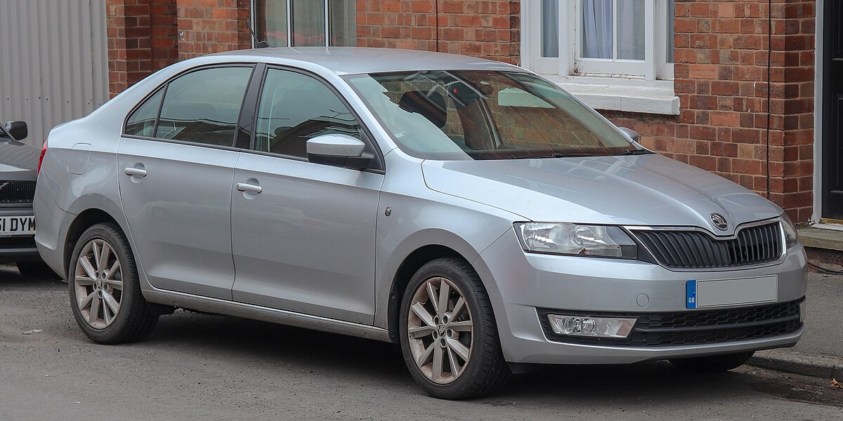 File:Skoda Rapid Spaceback 1.2 TSI Style Plus – Frontansicht, 15. März  2014, Düsseldorf.jpg - Wikimedia Commons