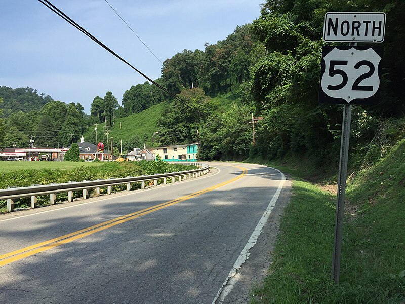 File:2017-07-22 10 23 37 View north along U.S. Route 52 (Central Avenue) at Old County Road in Gilbert, Mingo County, West Virginia.jpg