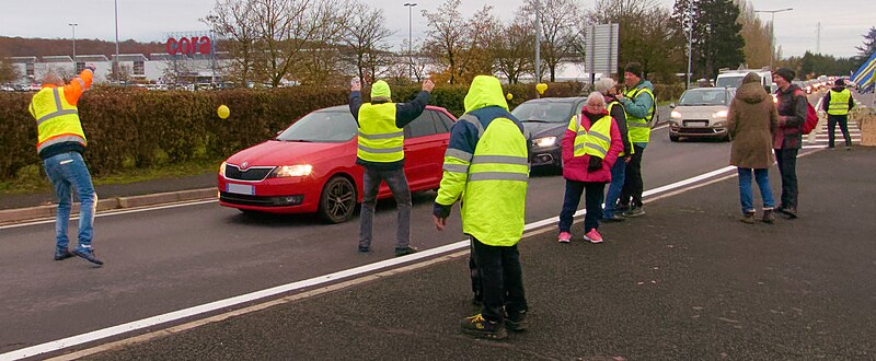 Rassemblement Gilets Jaunes, à Andelnans, le 18 novembre 2023 800px-2023-11-18_16-12-00_5ansGJ-Andelnans