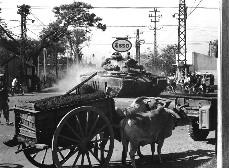 File:25th Infantry Div. tank in Saigon 1966-03-12.JPEG