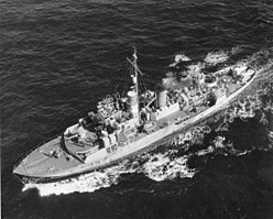 A Flower-class corvette, similar to HMS Mallow