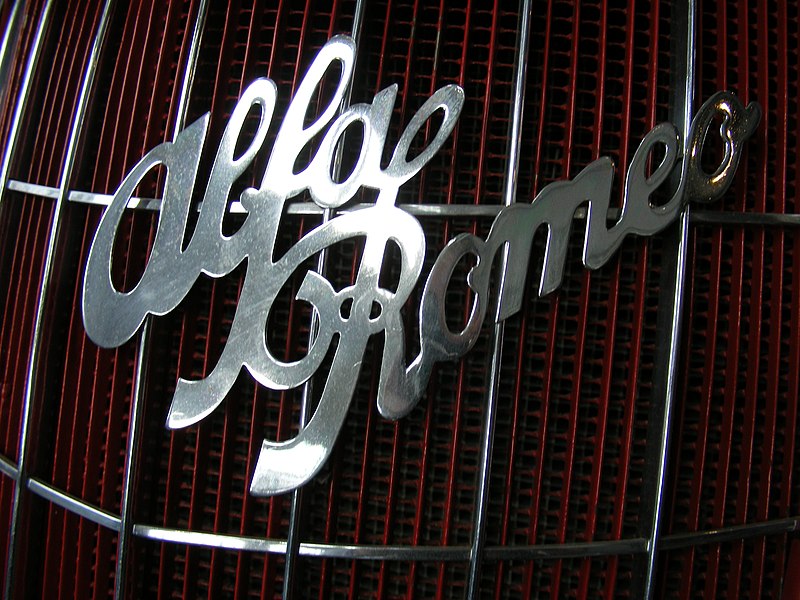 File:Alfa Romeo lettering around 1931.JPG