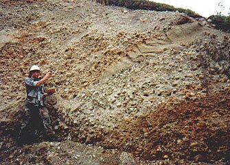 Rhan o lifwaddod yn Chwarel y Blue Mine, Alaska