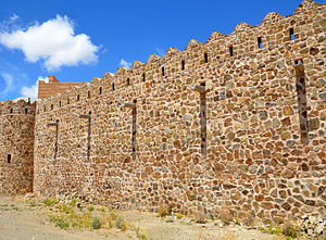 Amin Abad old caravanserai 1.jpg