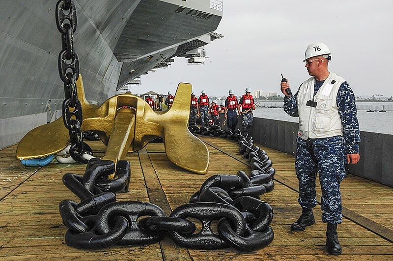File:An anchor is raised aboard USS Ronald Reagan. (15471547495).jpg