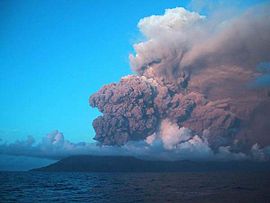 Anatahan volcano 05 2003.jpg