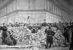 Barricade Voltaire Lenoir Commune Paris 1871.jpg