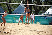 Deutsch: Beachvolleyball bei den Olympischen Jugendspielen 2018; Tag 8, 14. Oktober 2018; Mädchen, Achtelfinale – Mexiko-China 0:2 (15–21/16–21) English: Beach volleyball at the 2018 Summer Youth Olympics at 14 October 2018 – Girls Round of 16 – Mexico-China 0:2 (15–21/16–21)