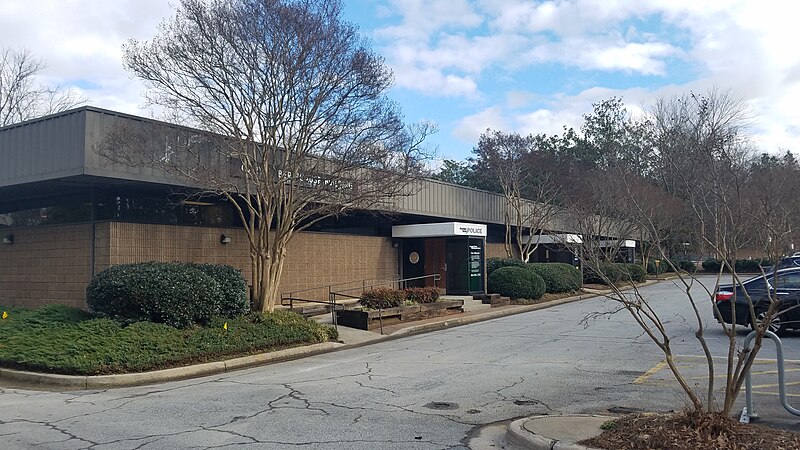 File:Beringause Building, Georgia Tech.jpg