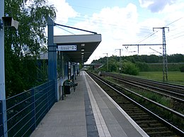 Bernau bei Berlin Bahnhof Friedenstal Platform.jpg