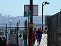 Bike route sign, Golden Gate Bridge (21760013311).jpg