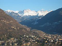 Bozen mit Rosengarten.jpg