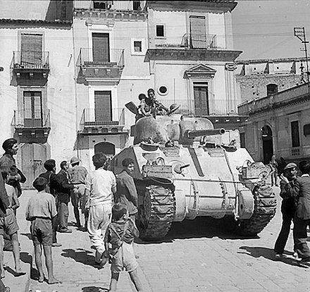 Англо американская операция в италии. Сицилия в 1943 году. Шерман 1943. Шерман Италия.
